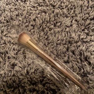 Foundation brush